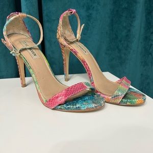 Steve Madden floral STECY heel